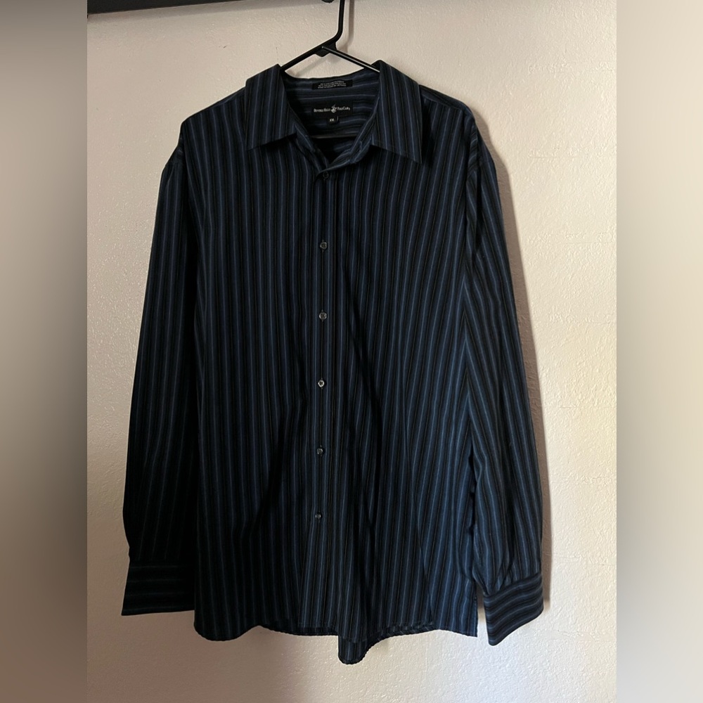 Men’s dress shirt